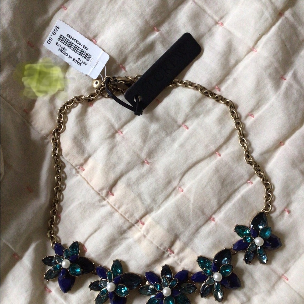 J. Crew Winter Blue Floral Snowflake Necklace Crystal Gem - Picture 7 of 11